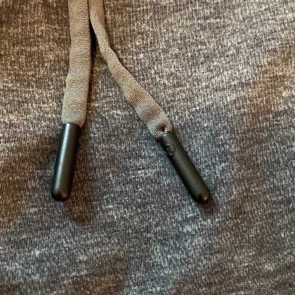 Lululemon THE Shorts - Picture 2 of 8